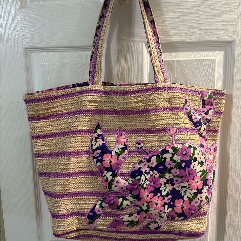 Vera Bradley beach tote bag seashore purple floral woven crab bottom zipper